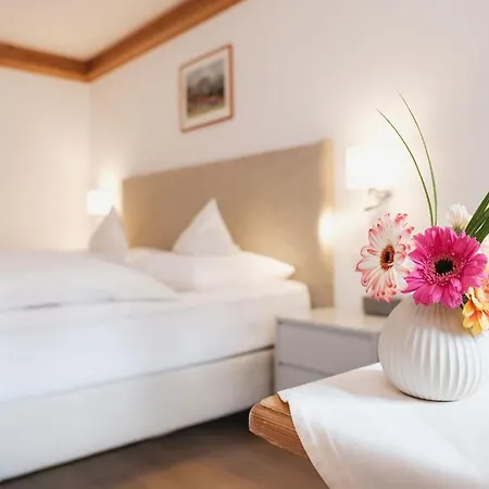Ziegleder Hotel