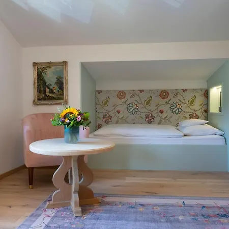Ziegleder Hotel