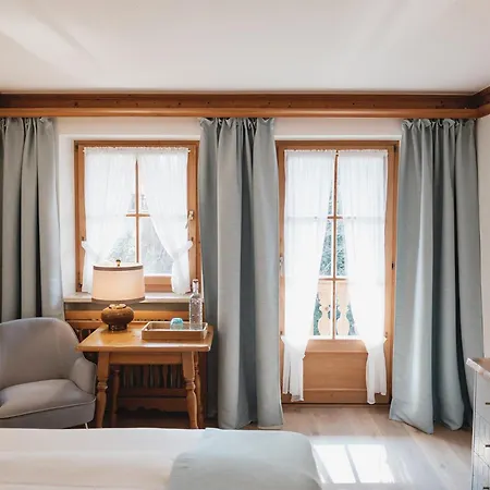 Ziegleder Hotel